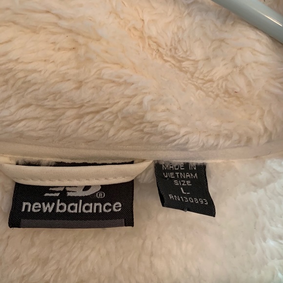 New Balance Jacket - Picture 2 of 2